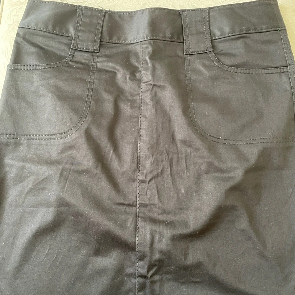 Banana Republic Stretch Pencil‎ Skirt, size 12.